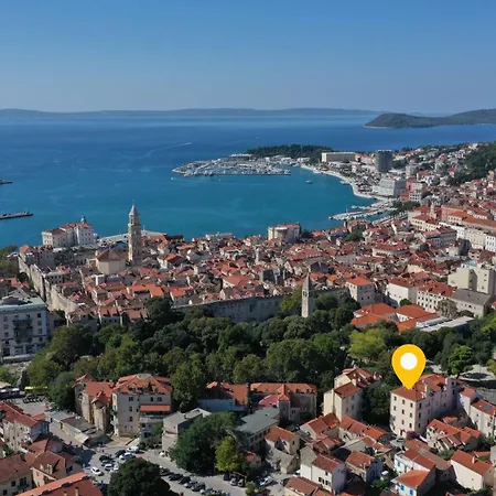 Апартаменти Thelightfull 2 - Brand New In Historic Center Of *