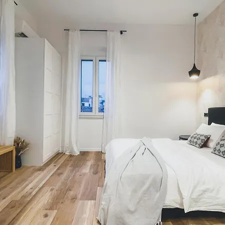 Thelightfull 2 - Brand New In Historic Center Of *